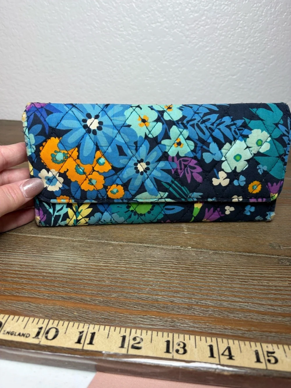 Vera Bradley Midnight Blues Floral Full Size Wallet with Magnetic Closure 8”X4”